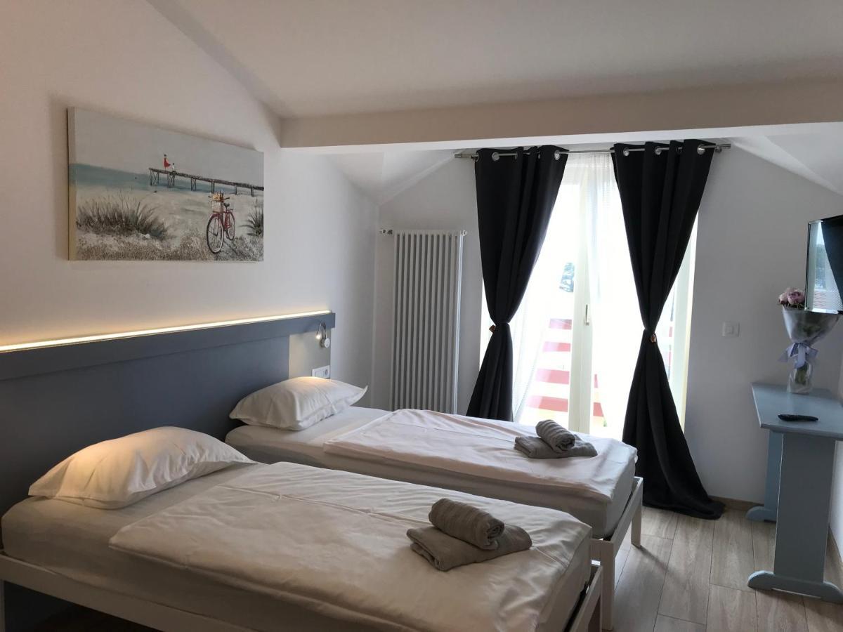 B&B Sea Joy Ровинь Экстерьер фото